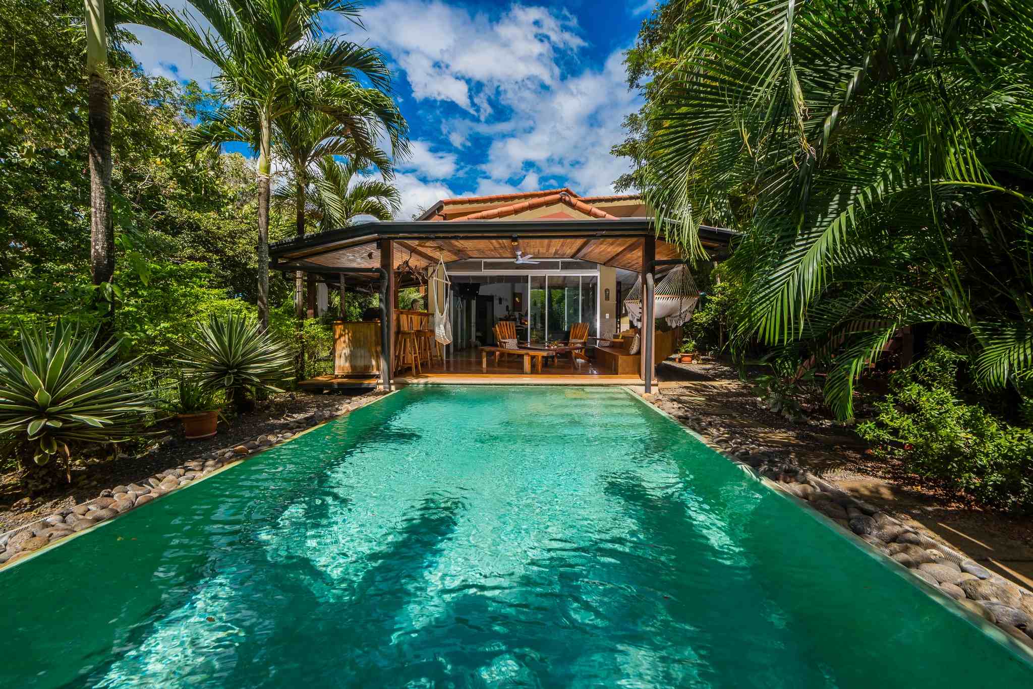 Why you must get into Costa Rica luxury real estate?