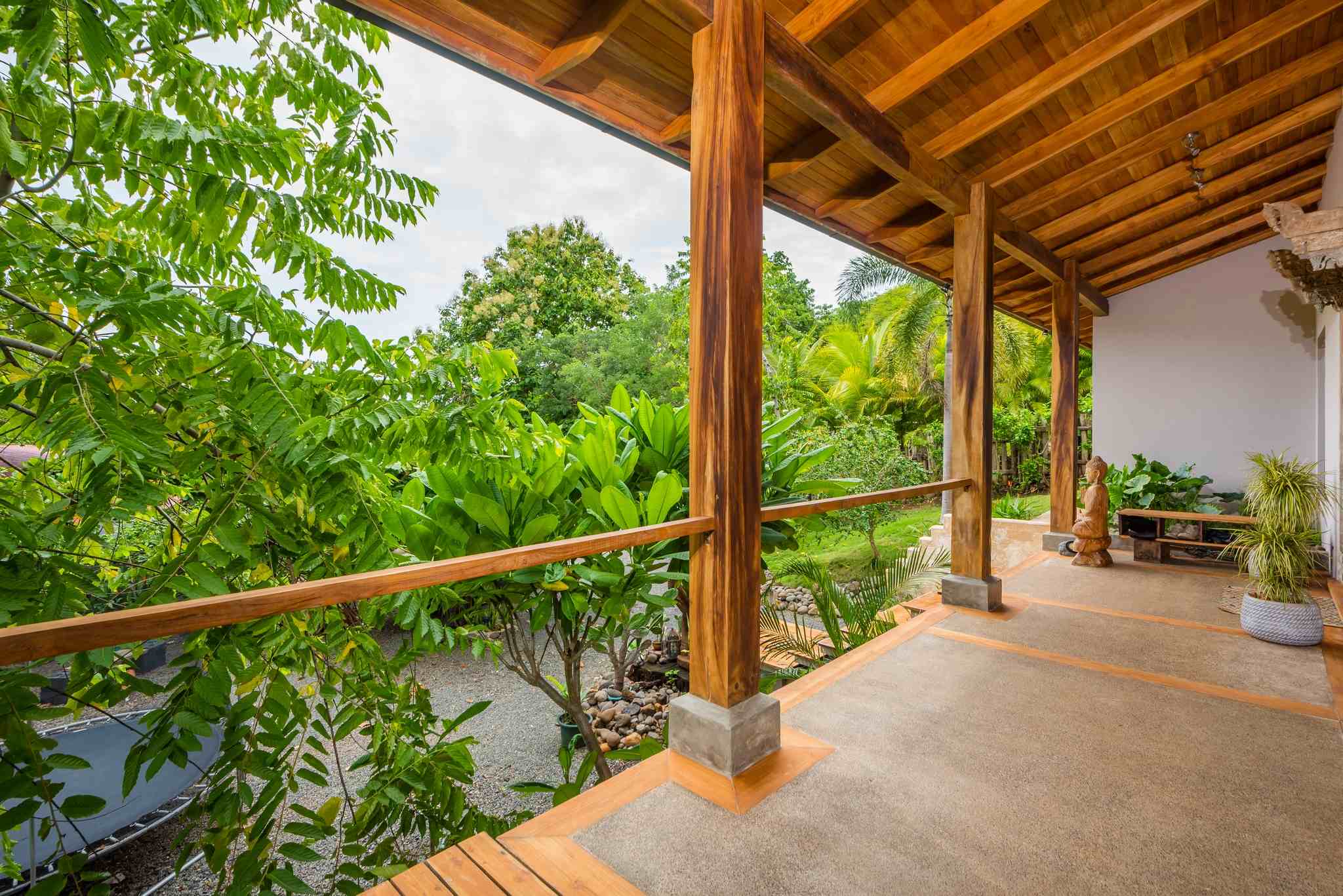 How to be able to buy house in Costa Rica