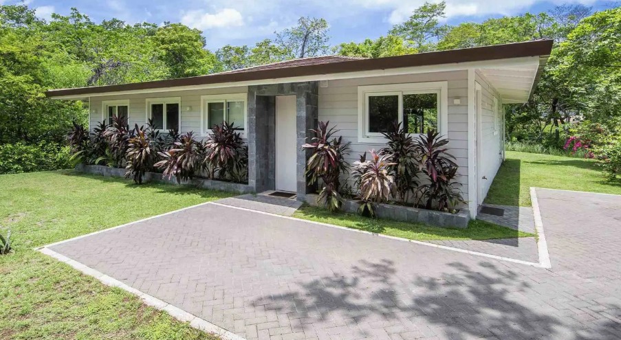 Get on the most amazing Costa Rica luxury real estate thanks to Nest