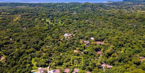 Lot in a boutique residential community – Tamarindo