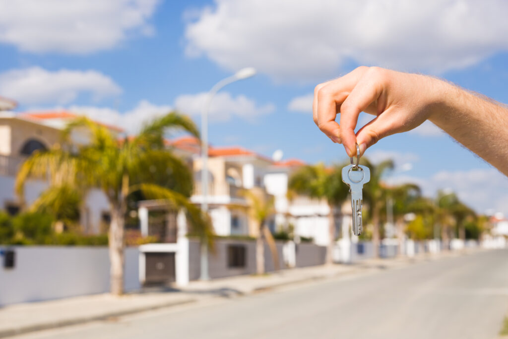 buying property in costa rica